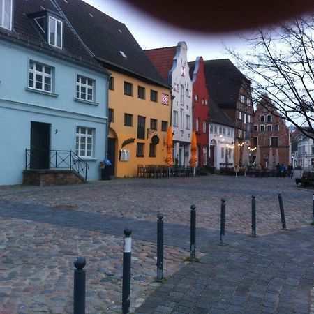 Pension Am Wassertor Wismar Exterior photo